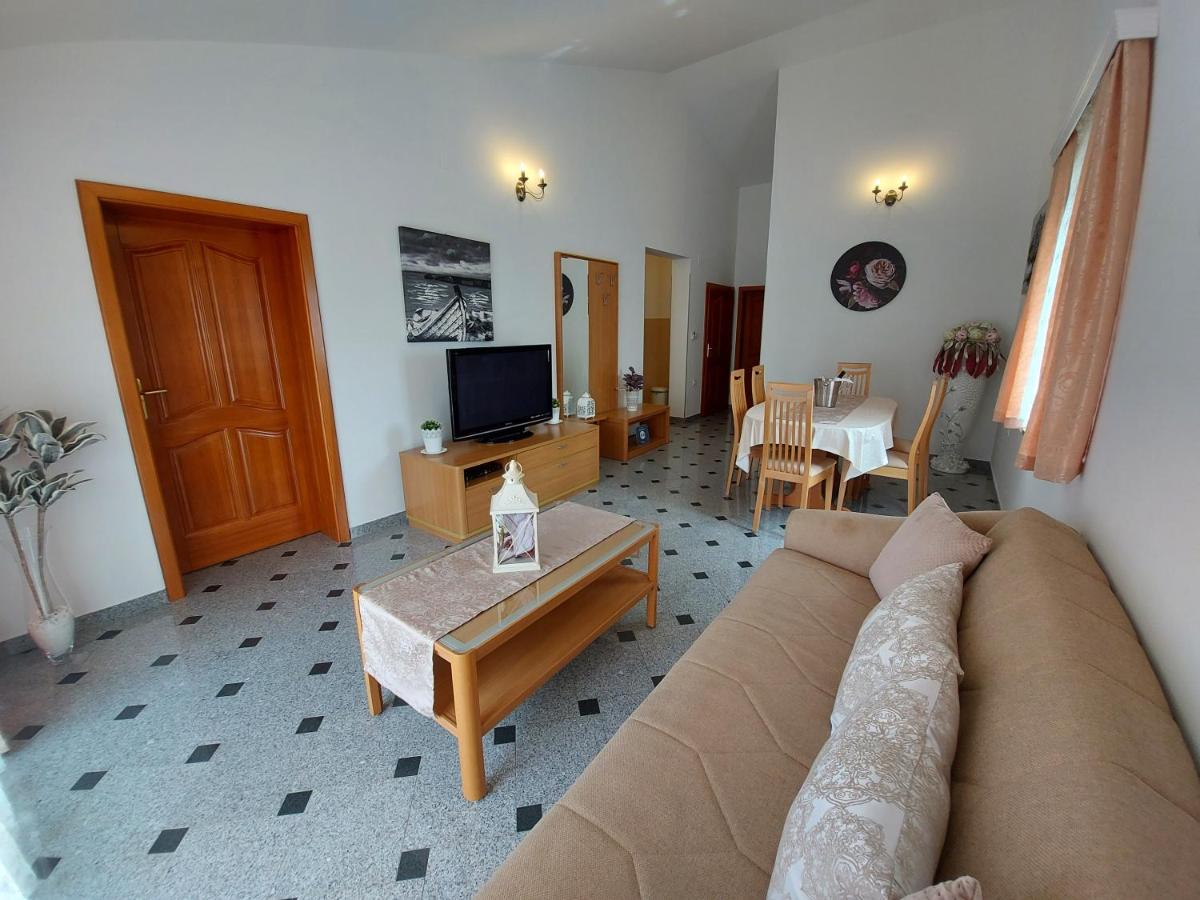 Apartments Palic Башка Экстерьер фото
